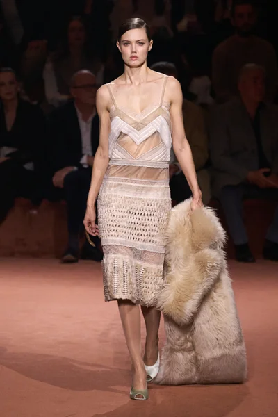 Look 81